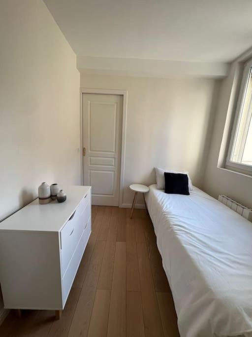 Charmant Appartement Alesia París Exterior foto